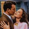Cornel Wilde and Gene Tierney: two pretty people about to kiss. But psychosis lurks and danger is everywhere