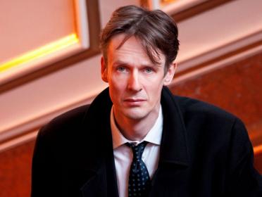 Ian Bostridge: distracted