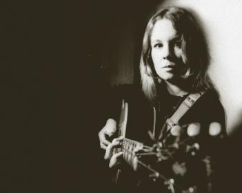 Sandy Denny: no shrinking violet
