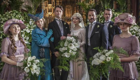 The Russians come to Oxford Street: Harry Selfridge (Jeremy Piven, with beard) gives away his daughter Rosalie (Kara Tointon)