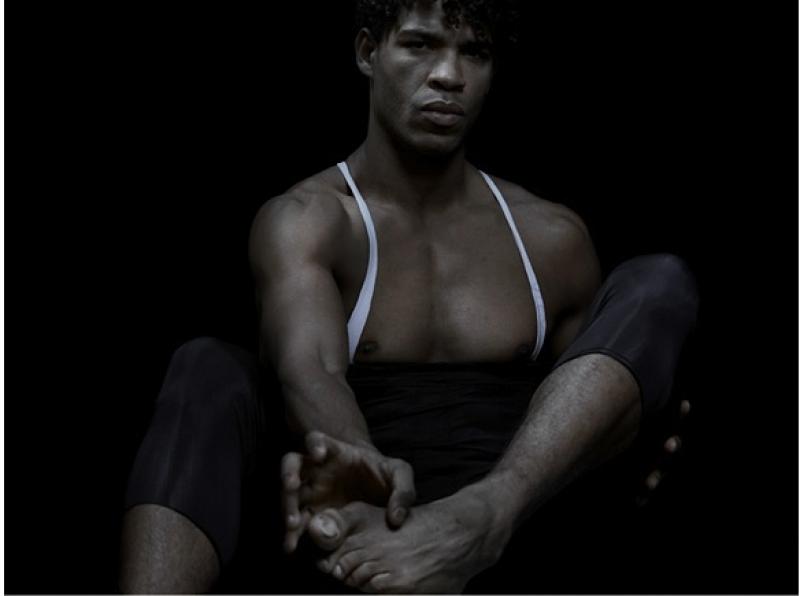 Carlos Acosta: at 38 he still dances like an angel, but where is he going? Carlos Acosta: at 38 he still dances like an angel, but where is he going?