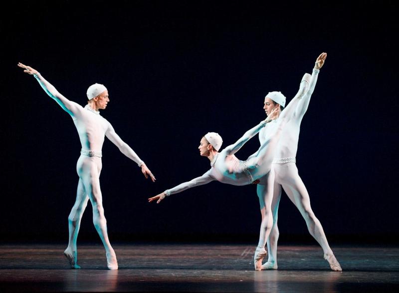 Stark grace and heroic simplicity: Edward Watson, Marianela Nuñez, Federico Bonelli in Monotones II