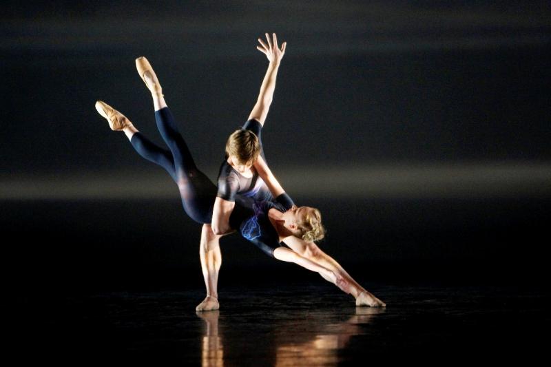 Elisha Willis and Joseph Caley in 'E=mc2'