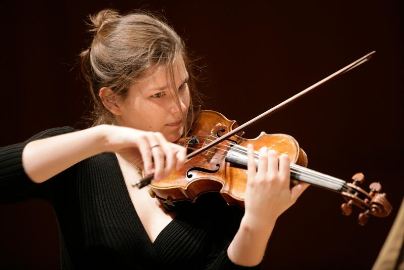 Janine Jansen: confident and modest artistry