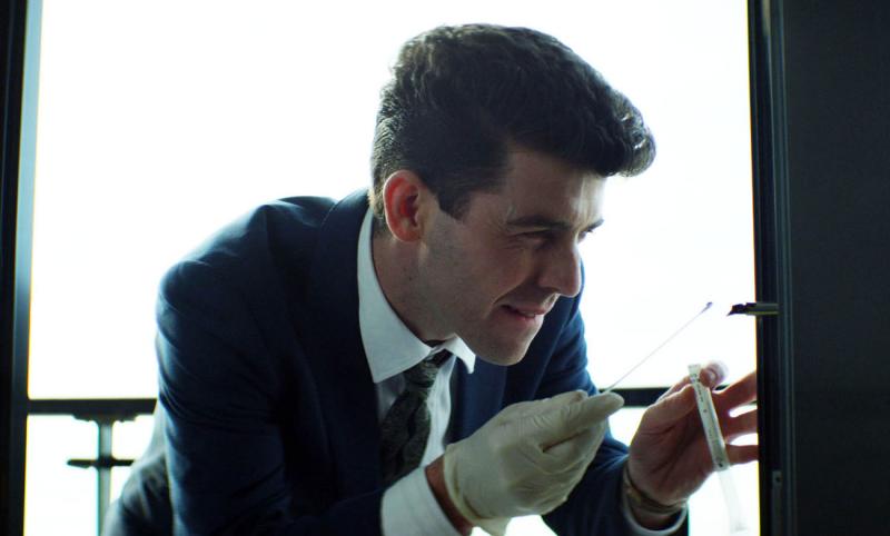 Paul Ready as the murderous Lee, searching for Utopia