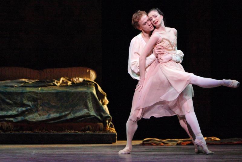 A year of Shakespeare, tragedy, Englishness: Edward Watson and Lauren Cuthbertson in Romeo and Juliet