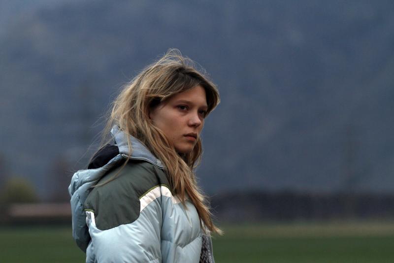 Sister Act: Léa Seydoux gives her little brother hell