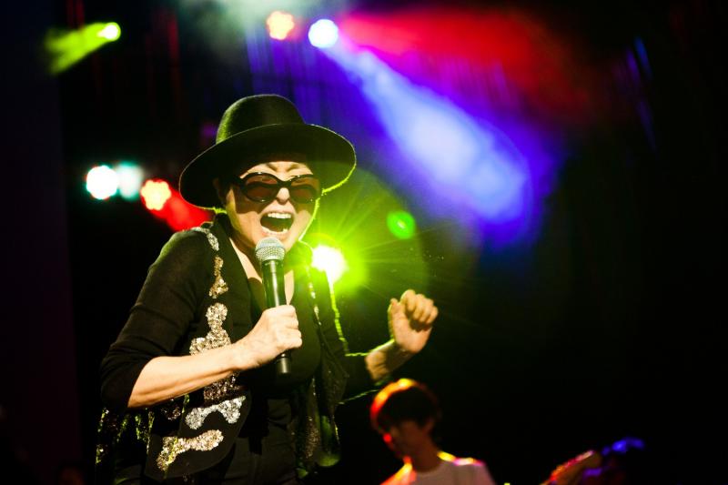 Yoko Ono at Reykjavík's Harpa: wailing, trilling and throwing bolero shapes