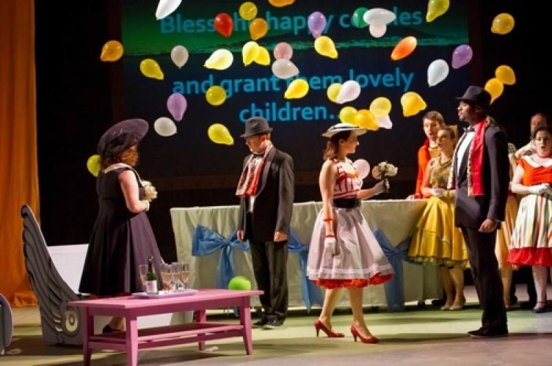 Cosi fan everyone: The final reckoning, with balloons