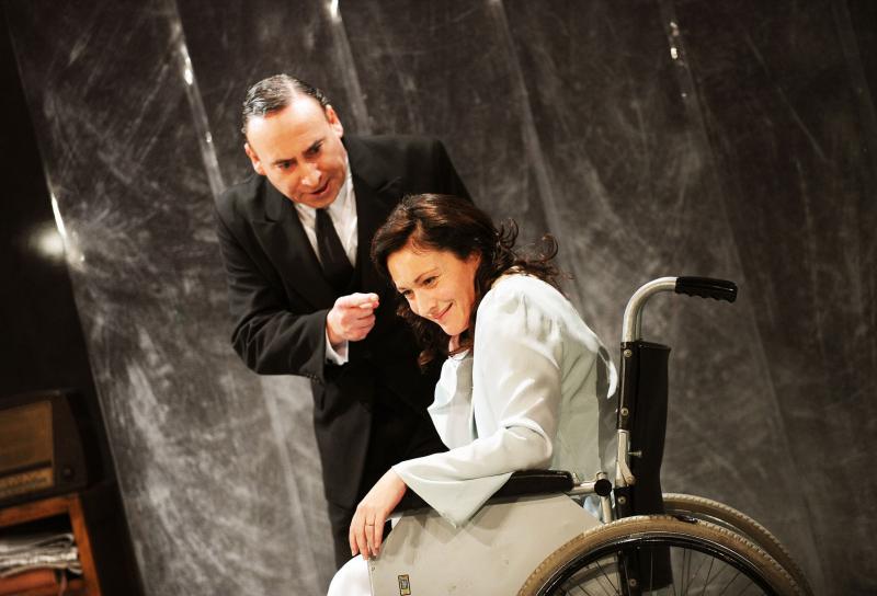 Lucy Cohu Photos