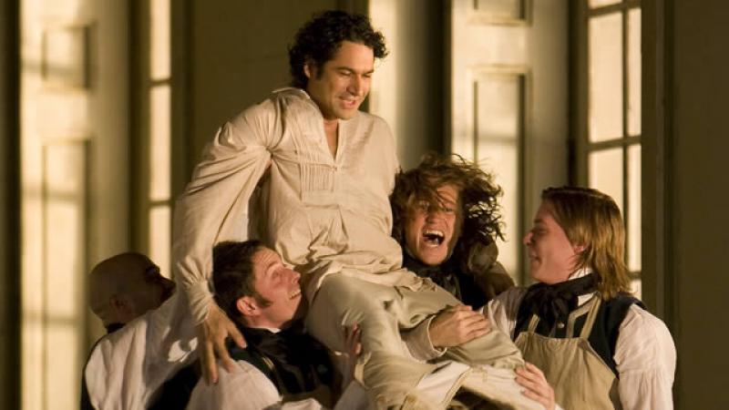 Ildebrando d’Arcangelo, a nicely swaggering Figaro