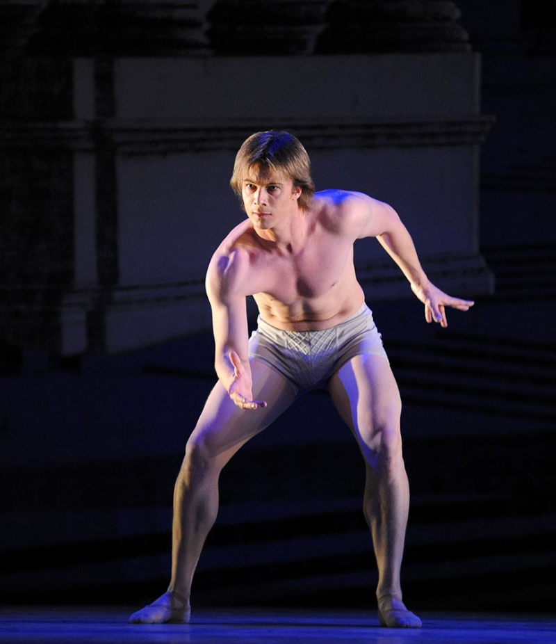 Robert Parker in Stanton Welch's Powder