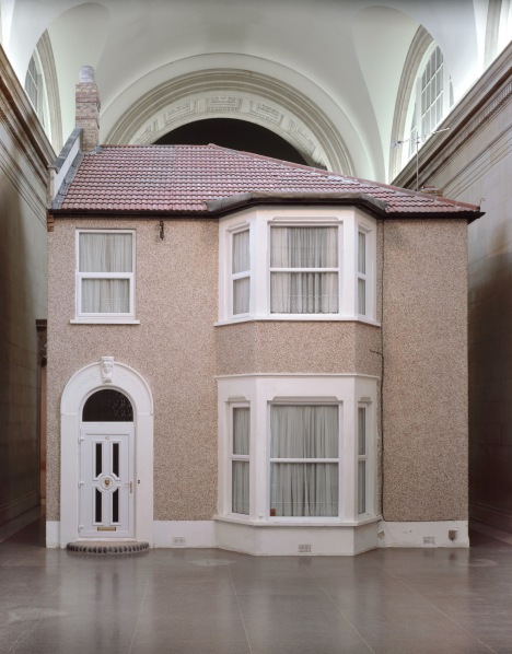 Michael Landy, Semi-Detached, 2004