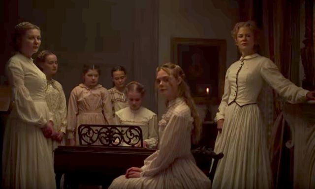 Kirstin Dunst (left) and the distaff cast of 'The Beguiled'