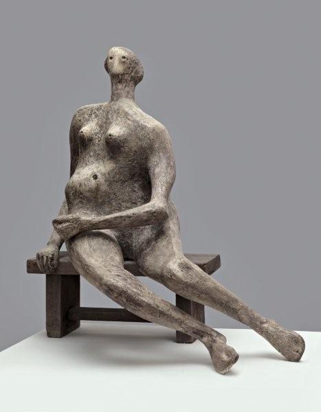 Henry_Moore_seated_woman