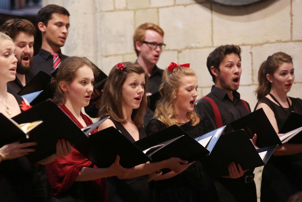 National Youth Chamber Choir singers at Southwark Cathedral