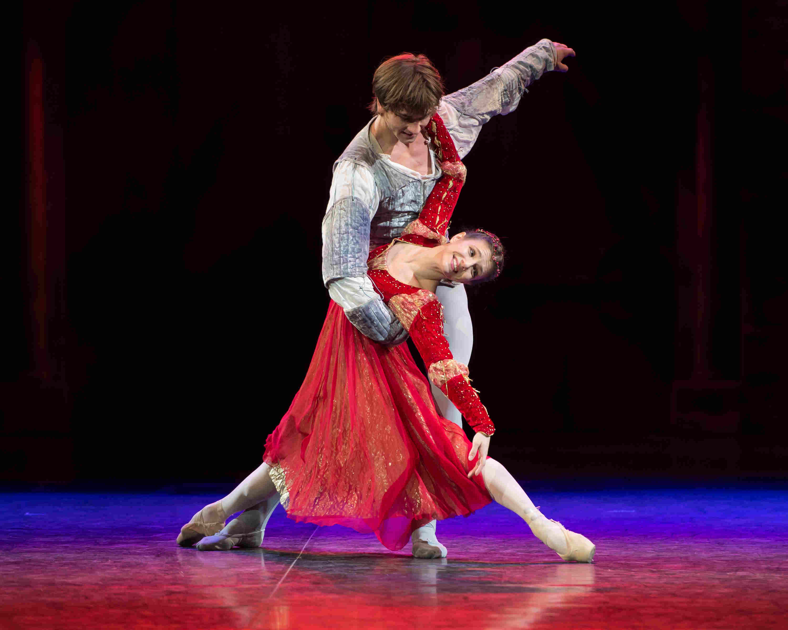 Alina Cojocaru and Friedemann Vogel as Romeo and Juliet at the Royal Albert Hall 