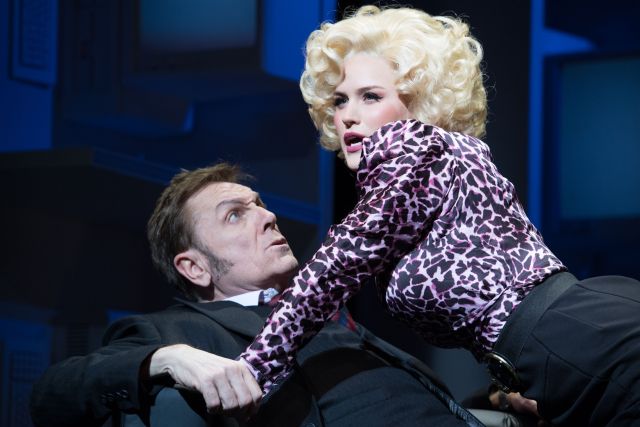 Brian Conley and Natalie McQueen in '9 to 5 the Musical'