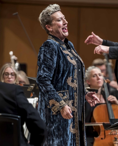 Dame Sarah Connolly with the BBC Philharmonic conducted by John Storgårds