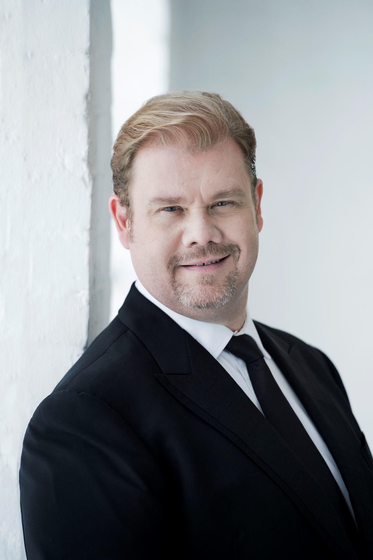 Stuart Skelton, heroic in Mahler's Das Lied von der Erde