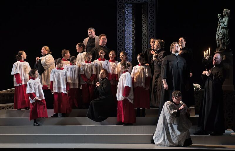 Tosca by English National Opera - picture by Bill Knight