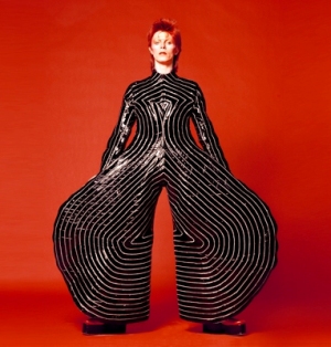Bowie in Ziggy Stardust costume 