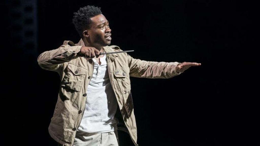 Fisayo Akinade in 'Antony & Cleopatra' at the NT 