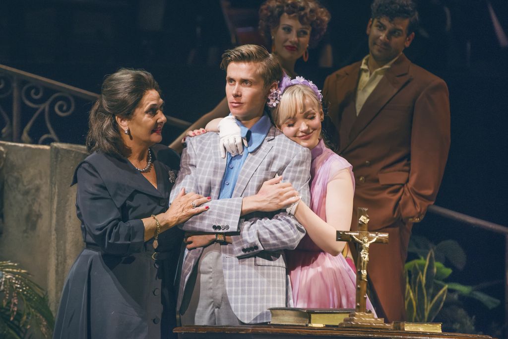 Rob Houchen (centre) in 'The Light in the Piazza'