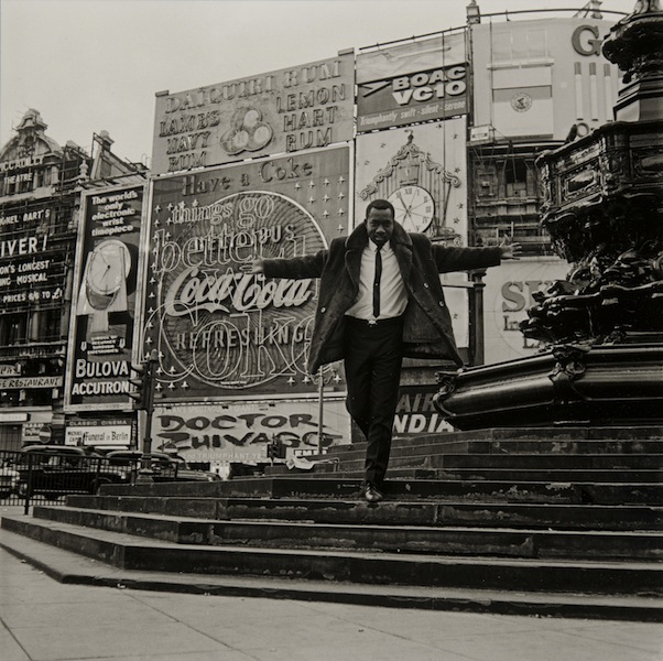 James Barnor, Mike Eghan at Piccadilly Circus, London 1967 © James Barnor / Autograph ABP