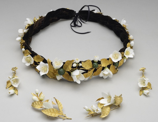 Headdress, two brooches and earrings from the orange blossom parure, 1839-46