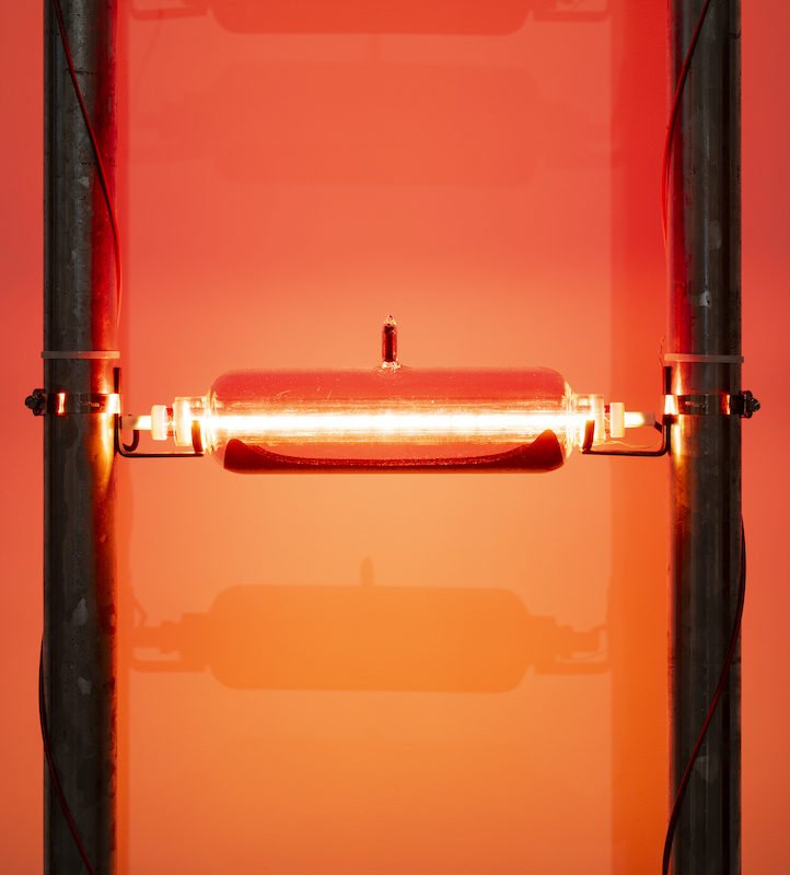 Hamad Butt Detail from Familiars 1: Substance Sublimation Unit 1992 Iodine under vacuum, glass, steel, infrared lamps, timing device, wiring. Overall display dimensions variable. Installation at Milch, London, 1994. Image © Jamal Butt
