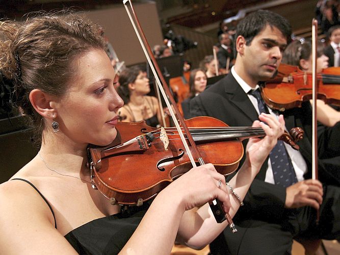 Nabeel Abboud Ashkar in West-Eastern Divan Orchestra