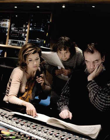 Anne-Sophie Mutter, Sofia Gubaidulina and Valery Gergiev recording 'In tempus praesens'