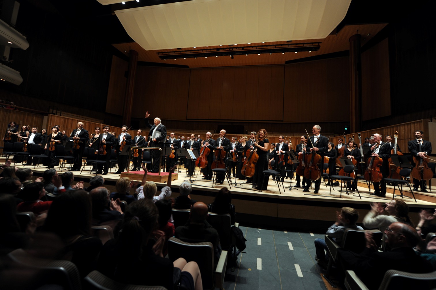 Orchestre de la Suisse Romande and Neeme Jarvi at the RFH, photo by Jas Sansi