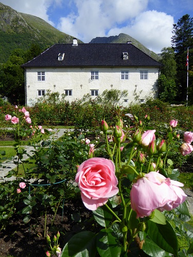 Rosendal rose garden