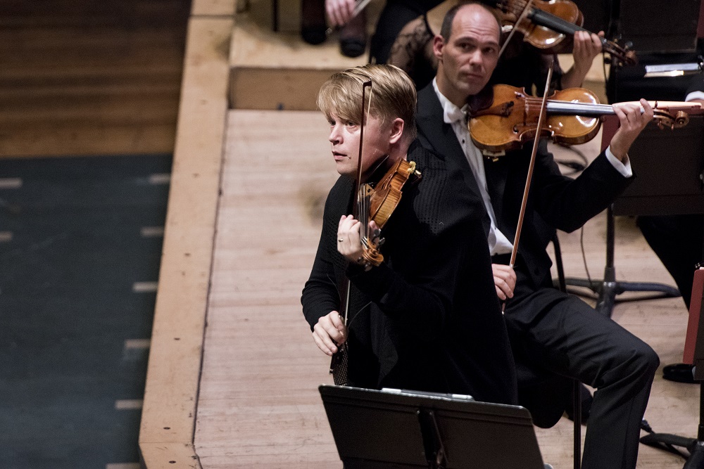 Pekka Kuusisto in Philharmonia concert