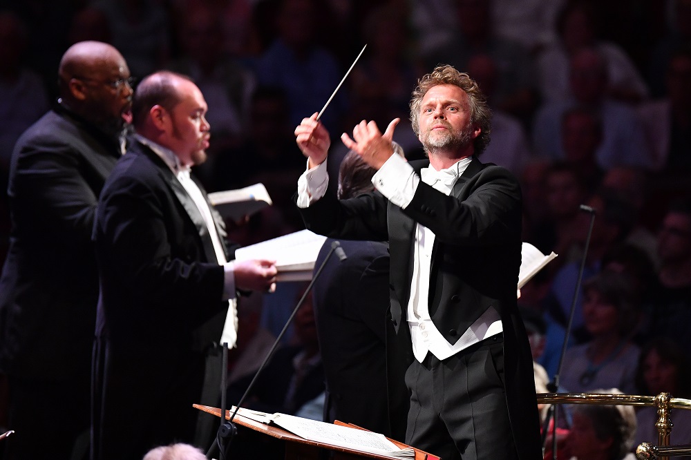 Conductor and two soloists in Proms Mahler 8