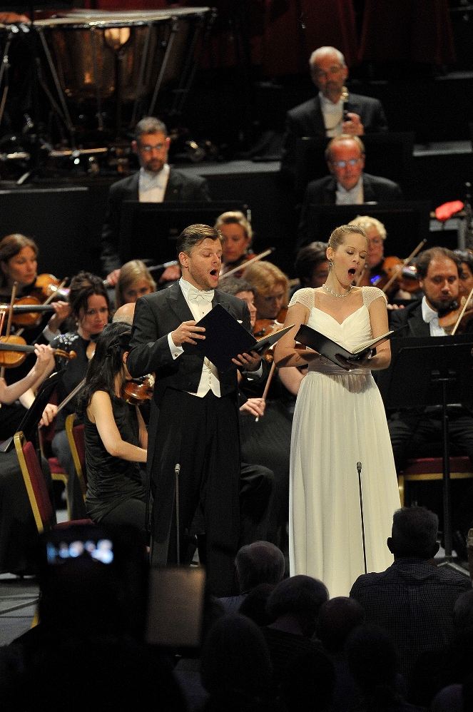 David Danholt and Anna Lucia Richter at the Proms