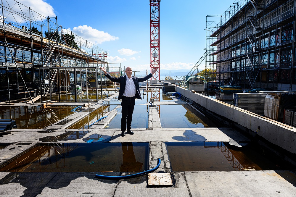Paavo Jarvi on the Tonhalle construction site
