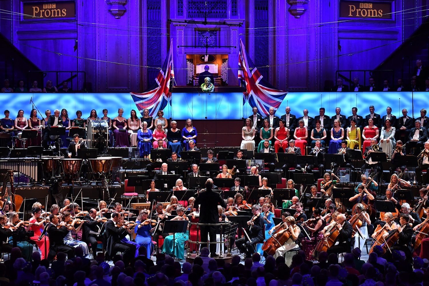 Sakari Oramo conducts the Last Night of the Proms