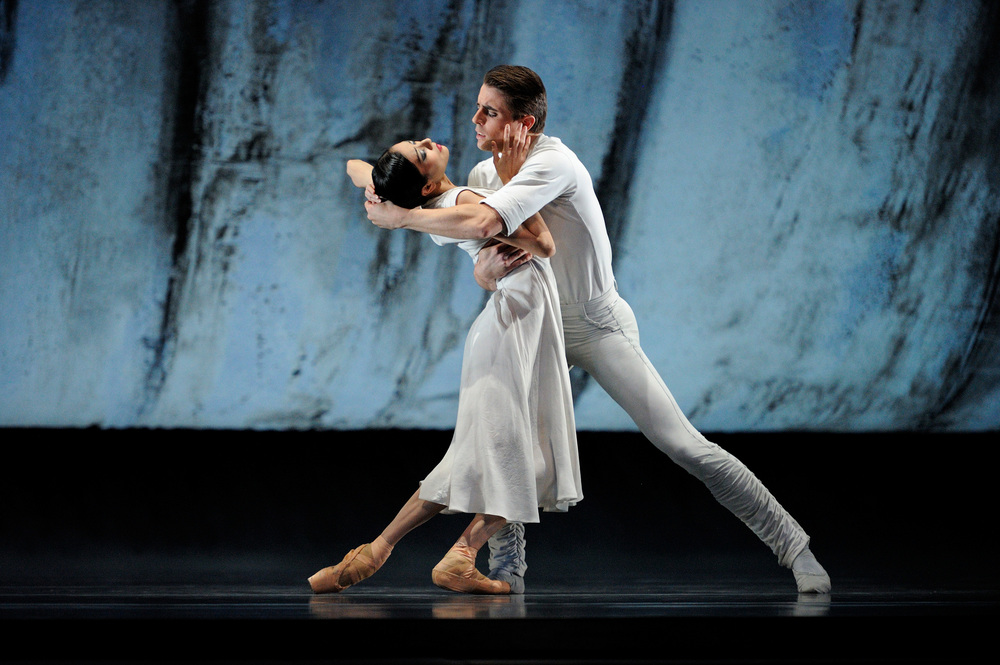 Yuan Yuan Tan and Luke Ingham in Liam Scarlett's Hummingbird (San Francisco Ballet)
