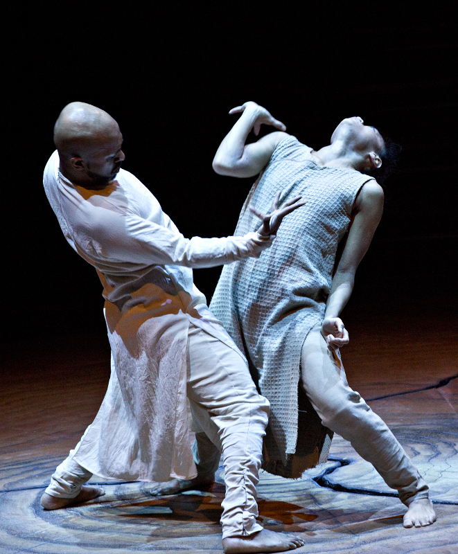 Akram Khan and Christine Joy Ritter in Until the Lions