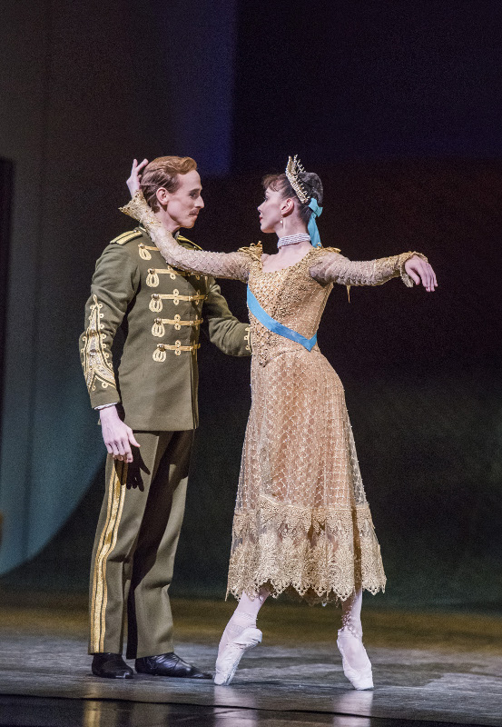 Natalia Osipova and Edward Watson in Kenneth MacMillan's Anastasia