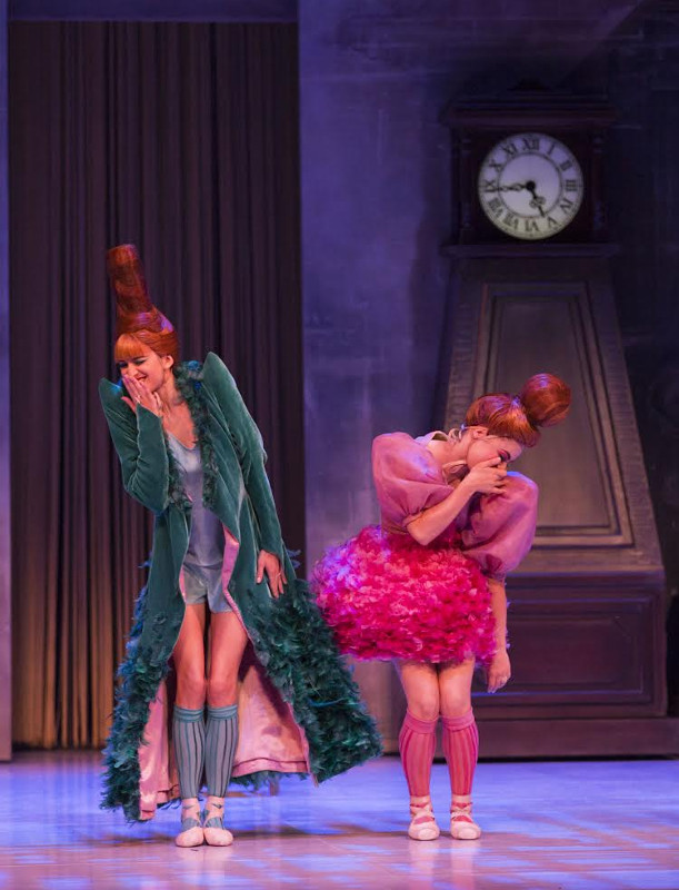ngrid Gow and Eloise Fryer of Australian Ballet as Stepsisters in Ratmansky's Cinderella 