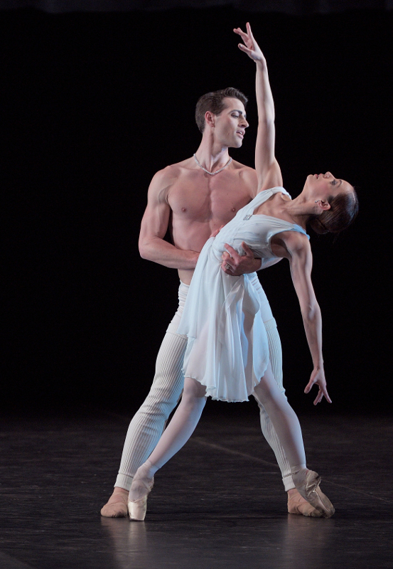 Fernanda Oliveira and James Forbat in Hans van Manen's Adagio Hammerklavier. Photo by Laurent Liotardo.