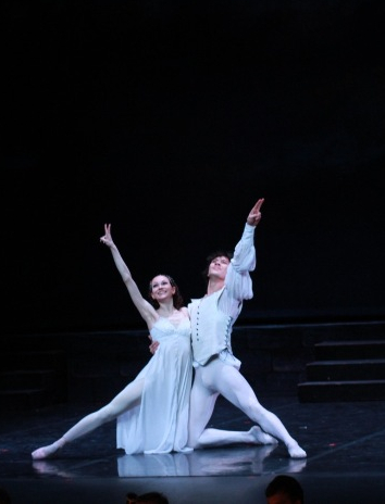 Yuliya Zhuravleva and Talgat Kozhabaev as Romeo and Juliet