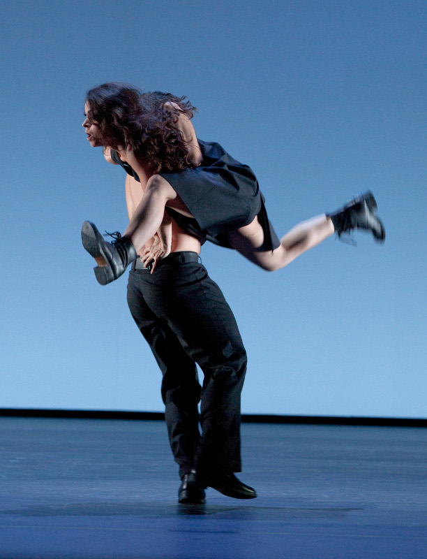 Dancers of Ballett am Rhein in Martin Schläpfer's Seven