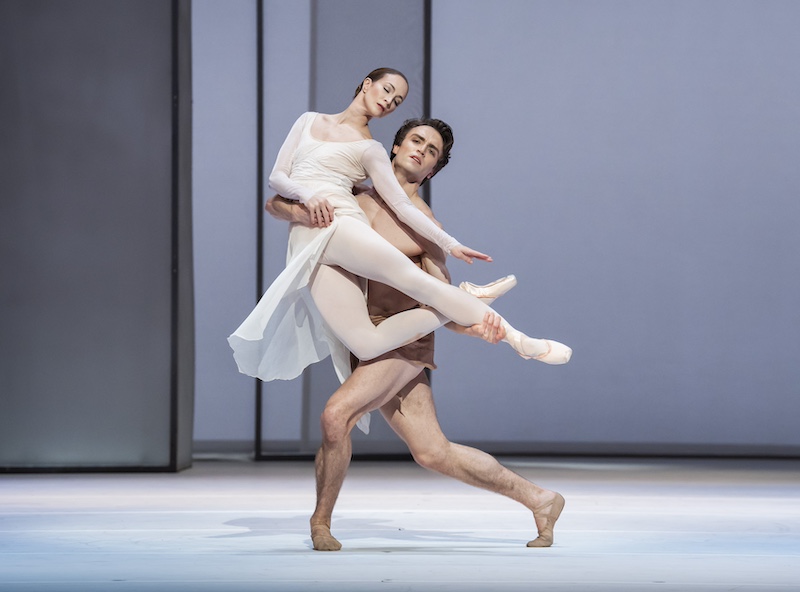 Lauren Cuthbertson and Matthew Ball in Requiem