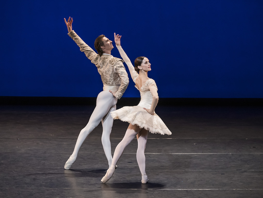 Marianela Nunez and Vadim Muntagirov in Don Q 