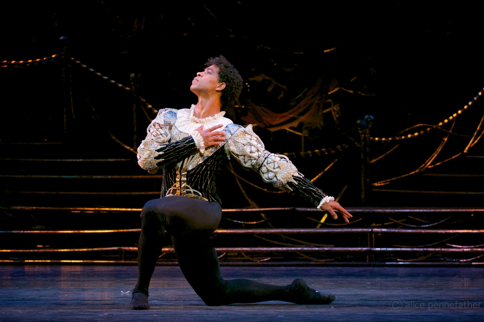 Carlos Acosta in Royal Ballet Swan Lake